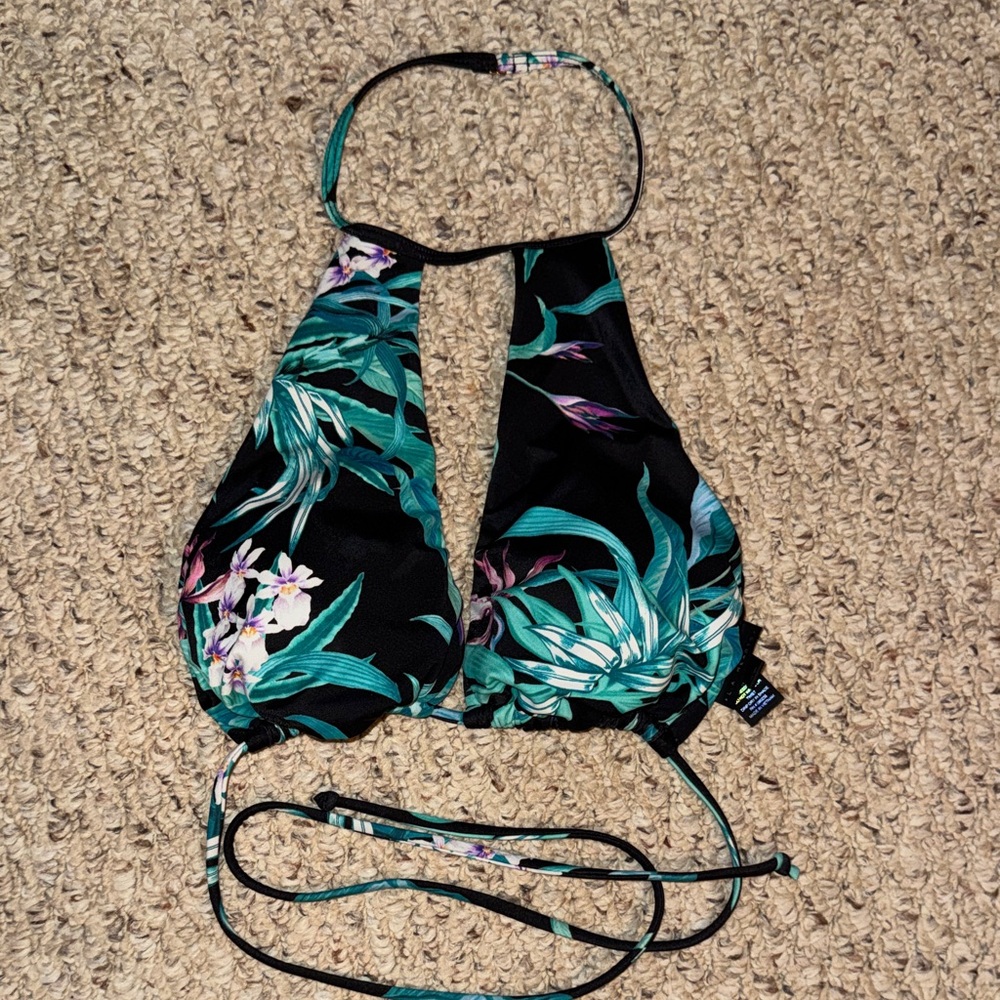 La Hearts Black and Green Floral Bikini Top